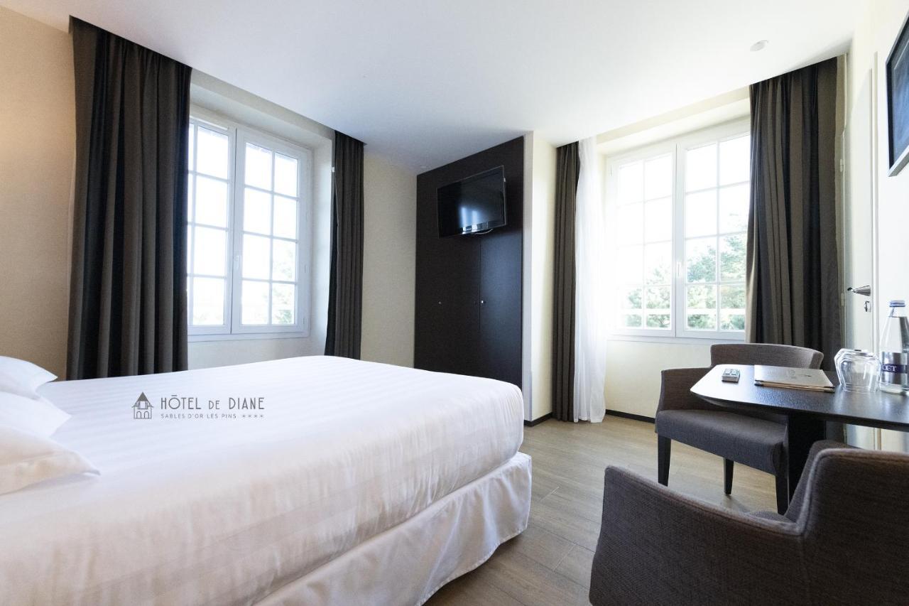 Hotel De Diane Sables-dʼOr-les-Pins Esterno foto